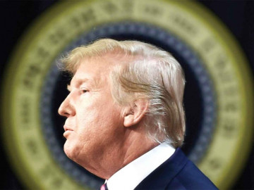 Nacy Pelosi, sin prisa por juicio político