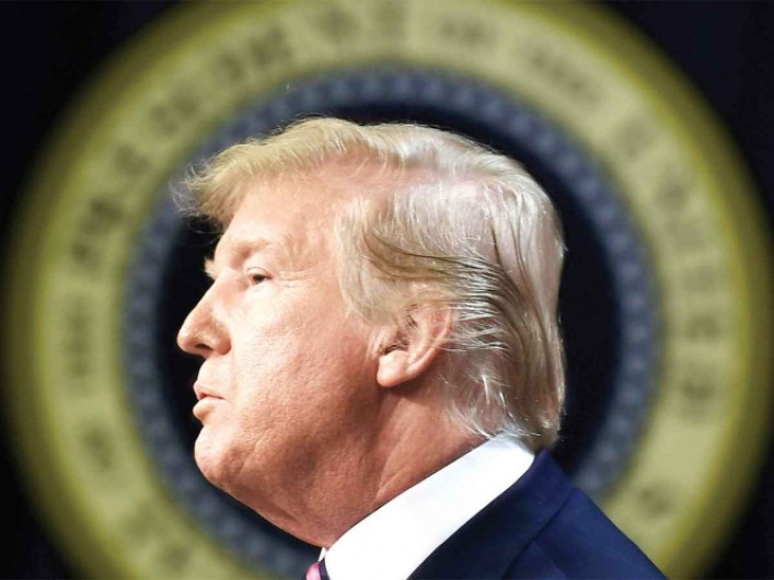 Nacy Pelosi, sin prisa por juicio político