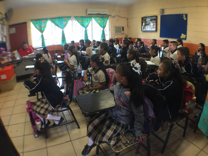 Sin incidentes en planteles educativos, alumnos reanudan ciclo escolar