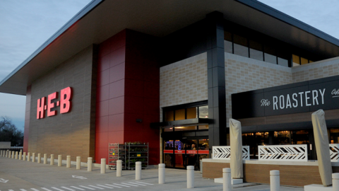 En Valle del Río Grande, nueve empleados de HEB dan positivo a COVID-19 