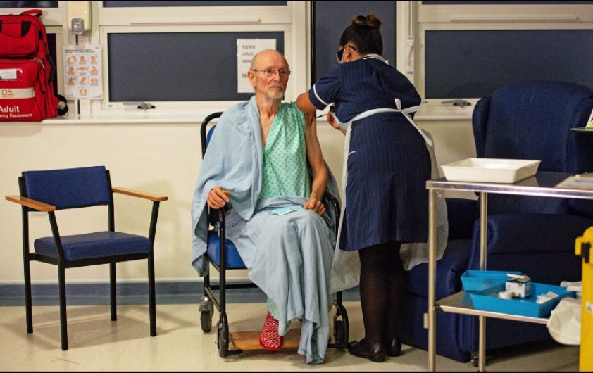 Se alista EU para comenzar vacunación el próximo lunes