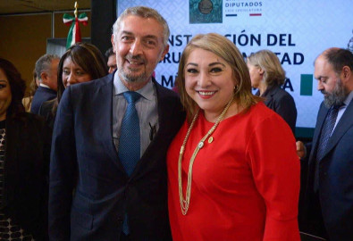 Adultos mayores y mujeres embarazadas tienen permiso con goce de sueldo: Adriana Lozano