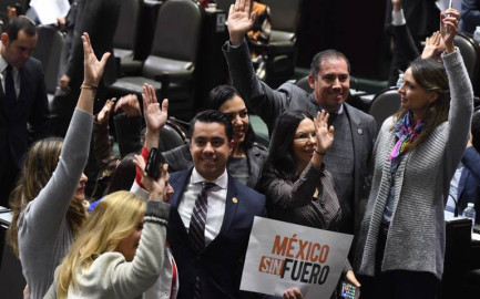 Diputados aprueban reforma para eliminar el fuero