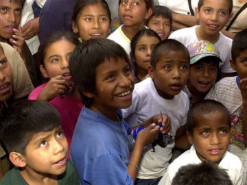 Hijo de migrantes oaxaqueños en EU podrían perder la ciudadanía