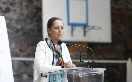 Anuncia Sheinbaum nueva medida de uniforme neutro