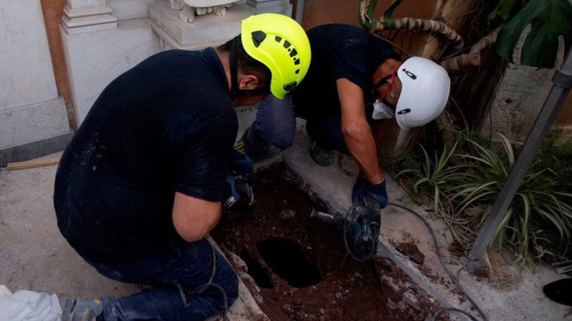 Buscaban a una niña y descubren en el Vaticano ¡tumbas vacías!