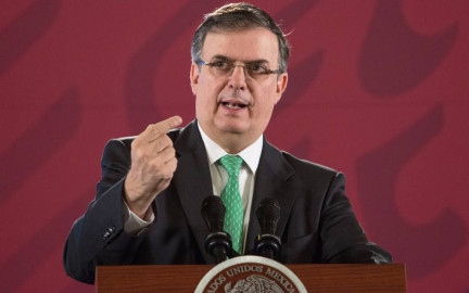 Comparte Ebrard avance de Vacunas contra COVID-19 de Pfizer y AstraZeneca