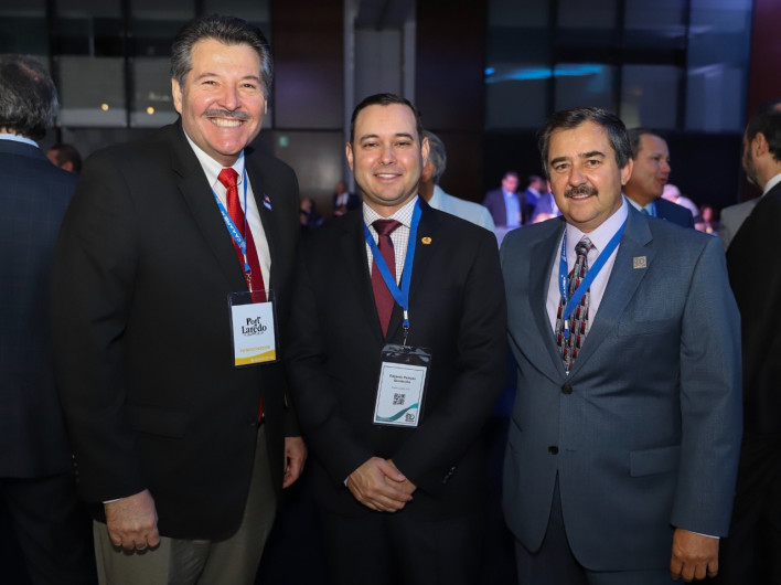 Destaca Laredo en Congreso Nacional de Aduanales