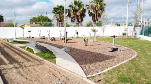 Avanza un 90 por ciento la construcción de la Unidad Deportiva en la colonia "La Fe"