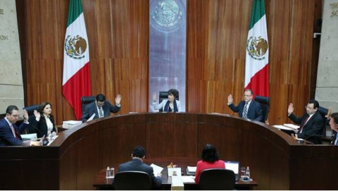 TEPJF ordena a empresas telefónicas, entregar información de llamadas contra AMLO 