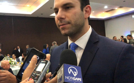 Inseguridad baja, turismo crece: Marón Manzur