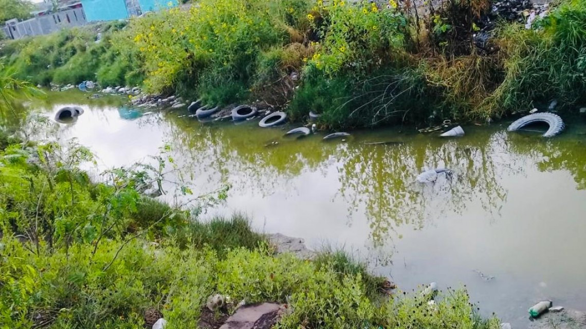 Llantas de Desecho Tiradas en Canales son un peligro para Inundar Matamoros