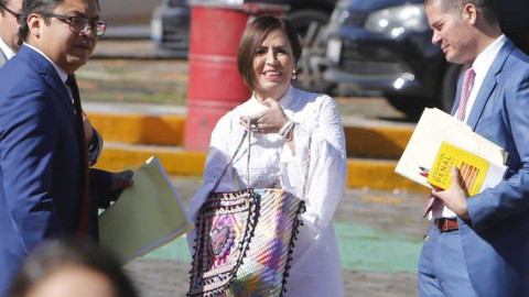 Rosario Robles firmó solo un contrato irregular: FGR