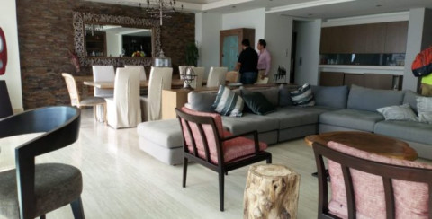 PGR entrega departamento de Javier Duarte a Gobierno de Veracruz