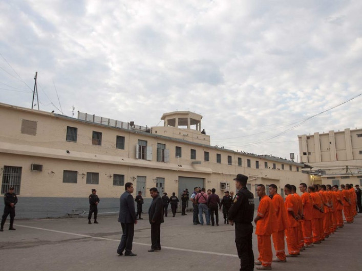 Trasladarán a más de 2 mil reos a penales federales