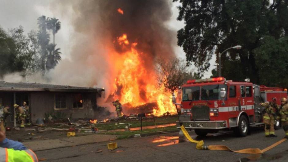 Accidente de avioneta en California deja al menos 4 muertos