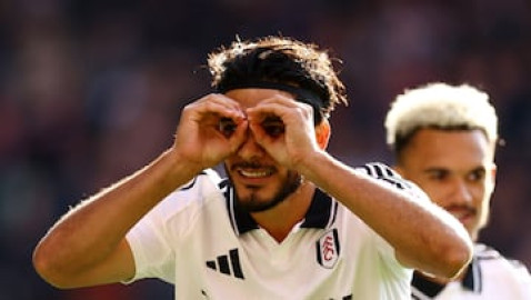 Raúl Jiménez llega a los 100 goles en Europa