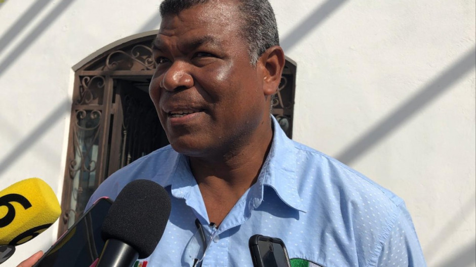 Migrantes esperan dichosos su primer 'posada mexicana'