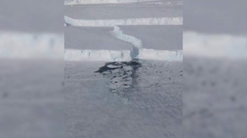 ¡Increíble! Iceberg del tamaño de Manhattan se desprende del antártico