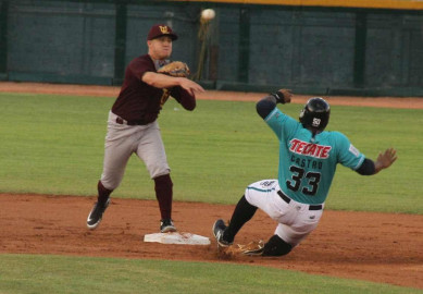 Algodoneros vencen 5-4 a los Saraperos 