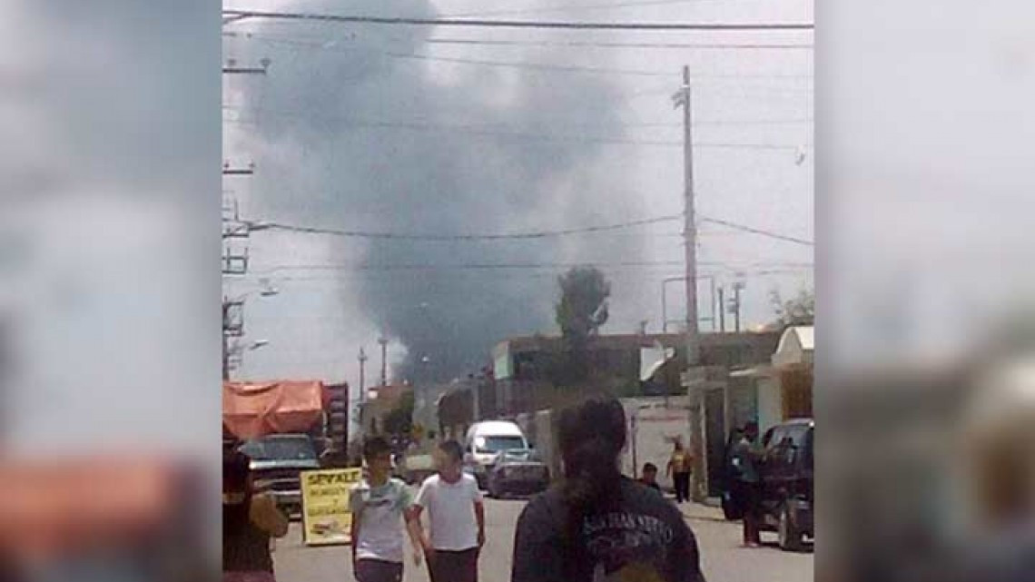 Por lo menos dos muertos tras explosión en Tultepec
