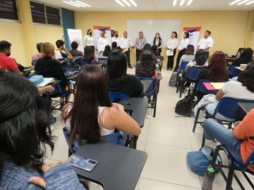 Imparte UAT plática sobre violencia familiar y su repercusión en la niñez