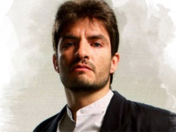 Fallece Juan Carlos Olivas