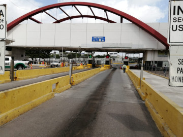 Puentes Internacionales de Matamoros inician la semana totalmente vacíos