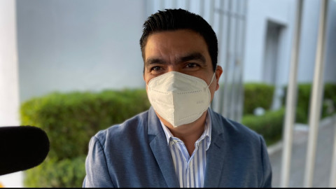 Vacuna contra el COVID-19 debe aplicarse cada seis meses