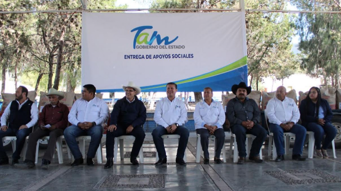 Entregan en Miquihuana apoyos por parte del GobTam y SEBIEN