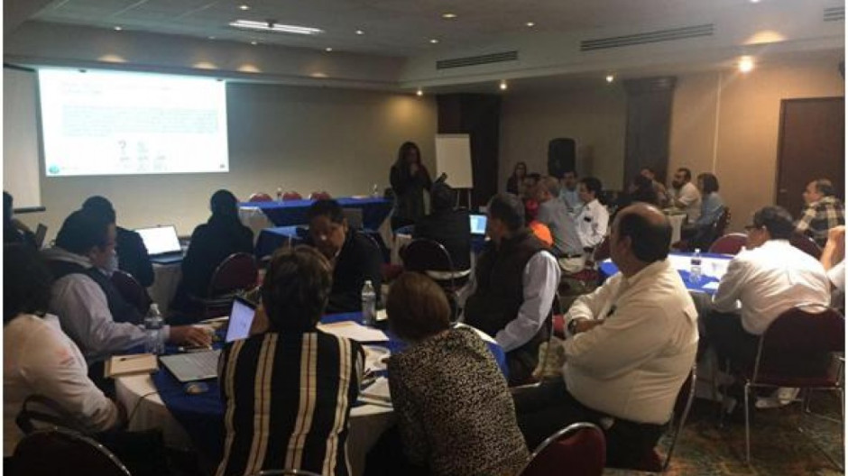 Capacitan a personal de Gobierno del Estado y UAT