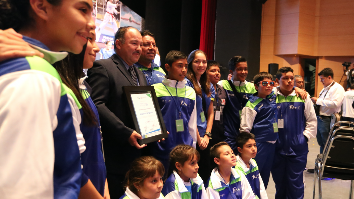 Entregan Premio Estatal del Deporte 2017