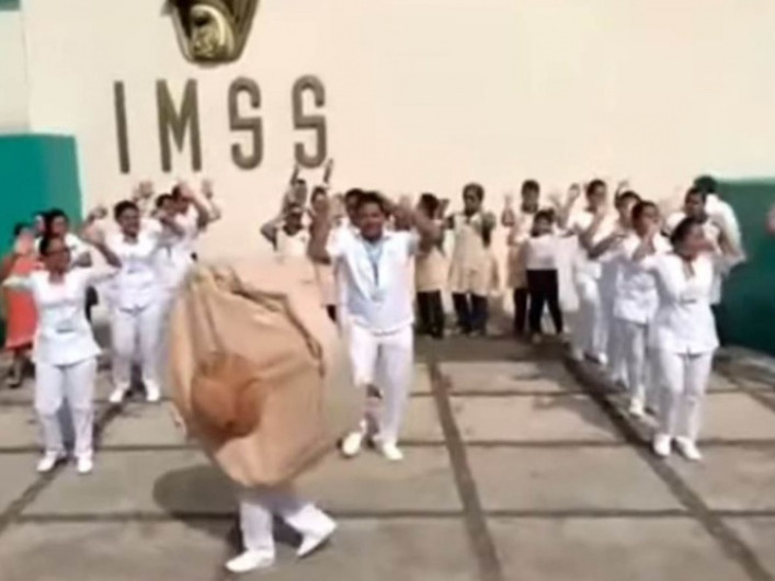 El “baile de la chichi” a favor de la lactancia