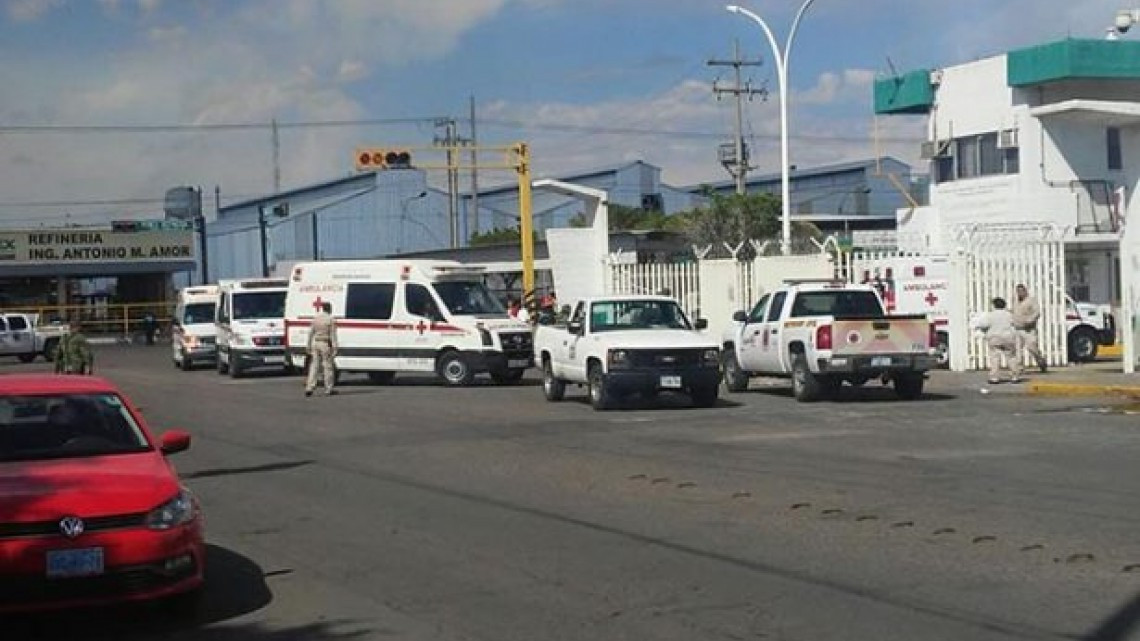 Instalaciones de Pemex estallan y dejan a ocho heridos 