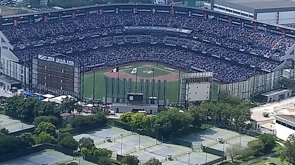 Padres gana la México Series en Monterrey