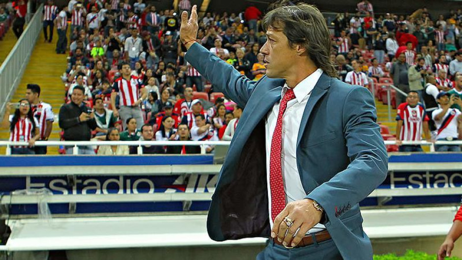 Matías Almeyda dice adiós al Guadalajara