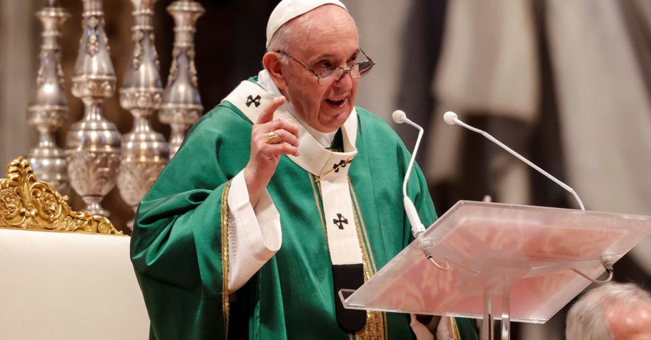 El papa propone una Iglesia próxima a la realidad en la apertura del Sínodo