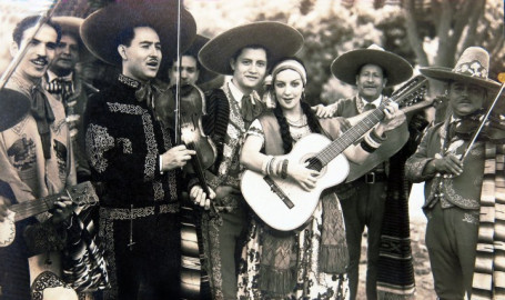 Hoy celebramos al mariachi en su día
