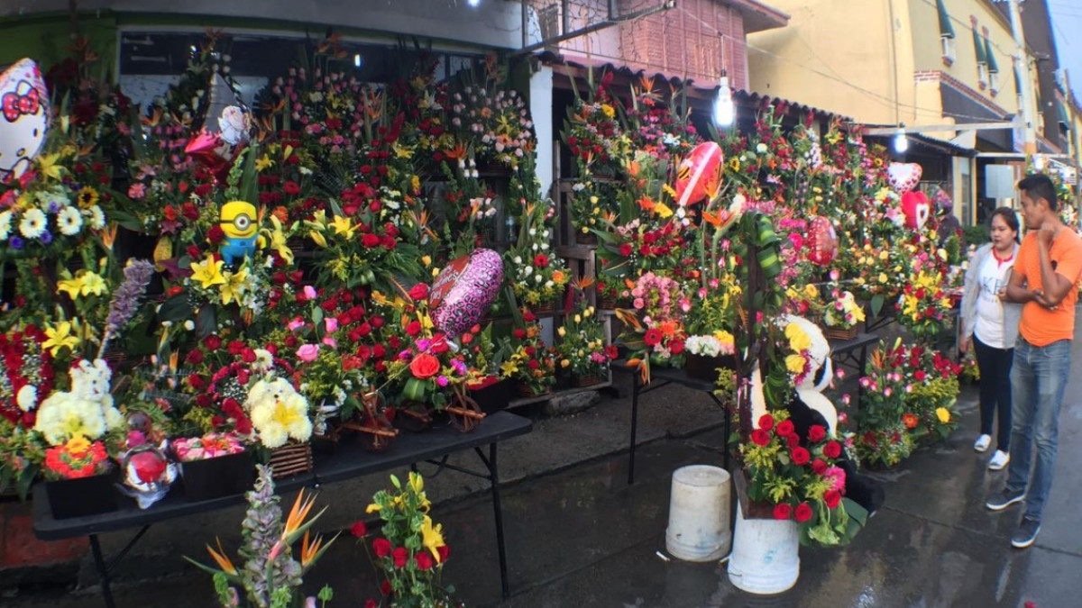Comerciantes invaden la avenida Diagonal en Matamoros