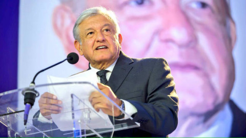 Crean equipo redactor de Constitución Moral