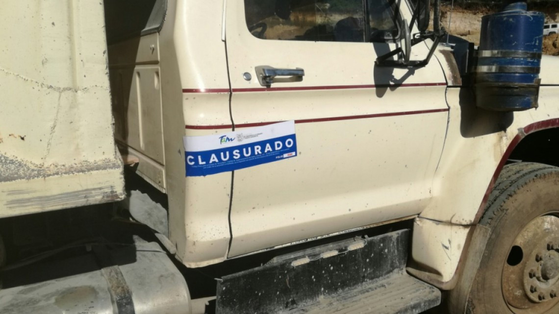 Actividades en banco de materiales de minerales son suspendidas