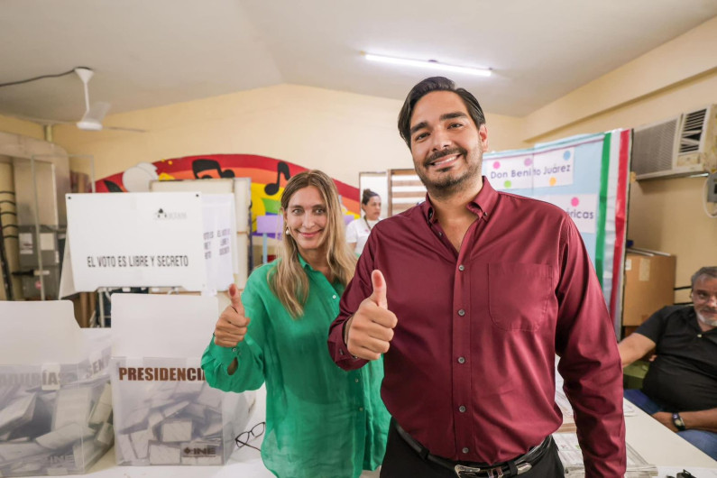 Cumplió Maki Ortiz obligación ciudadana en la jornada electoral de este 2 de junio 