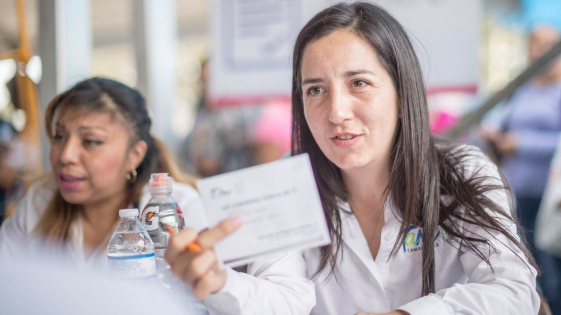 DIF lleva un Gobierno cerca de ti a familias