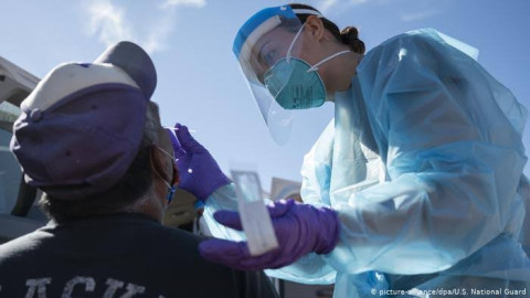 Sheinbaum admite que 2021 inició con aumento de muertes por COVID-19