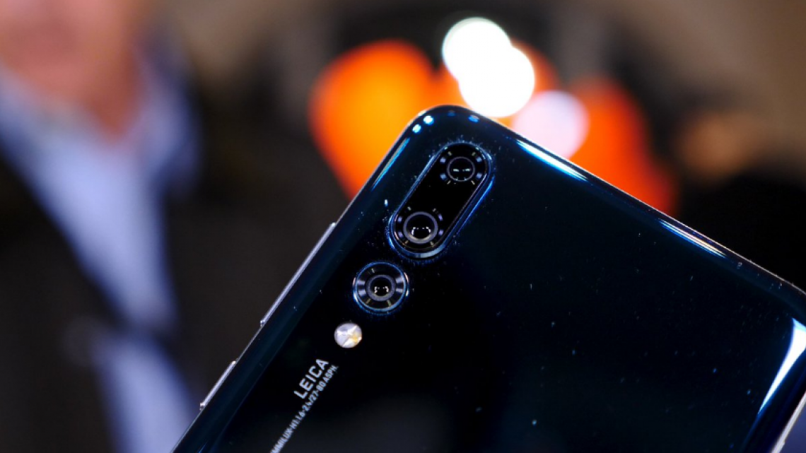 Presentan el Huawei P20 ¡con triple cámara!