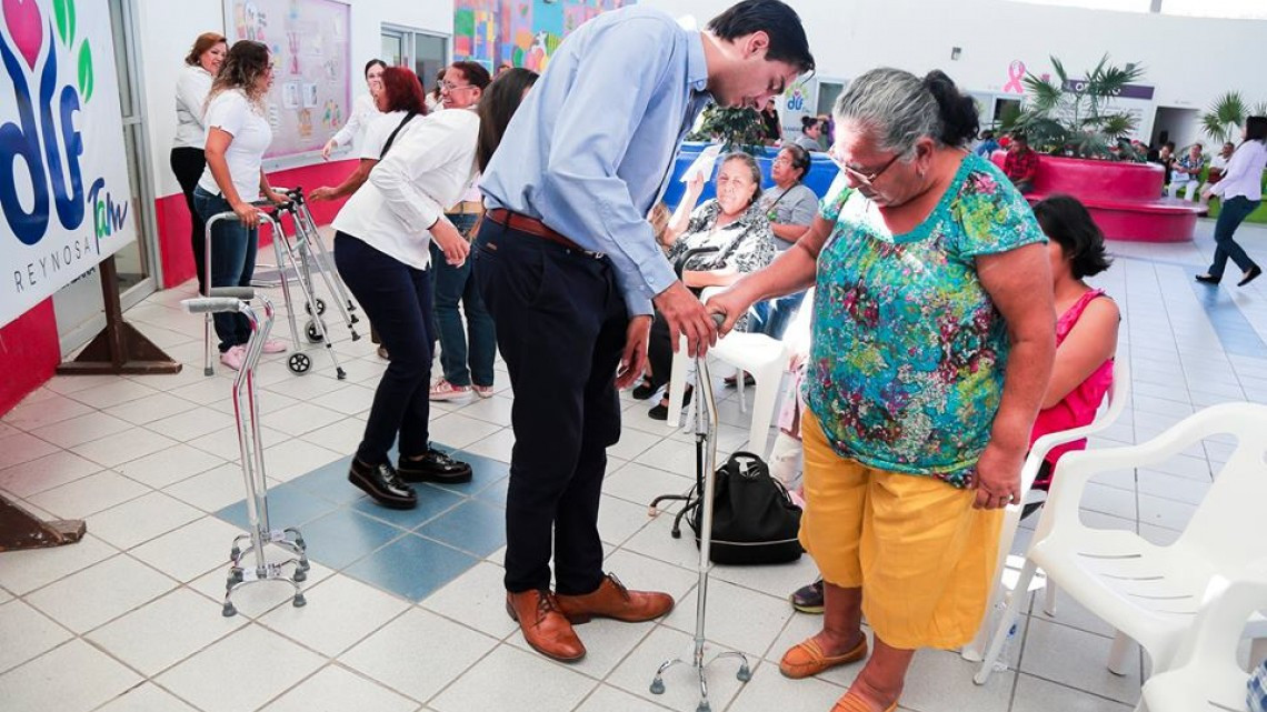 DIF Reynosa y Tamaulipas entregan aparatos funcionales