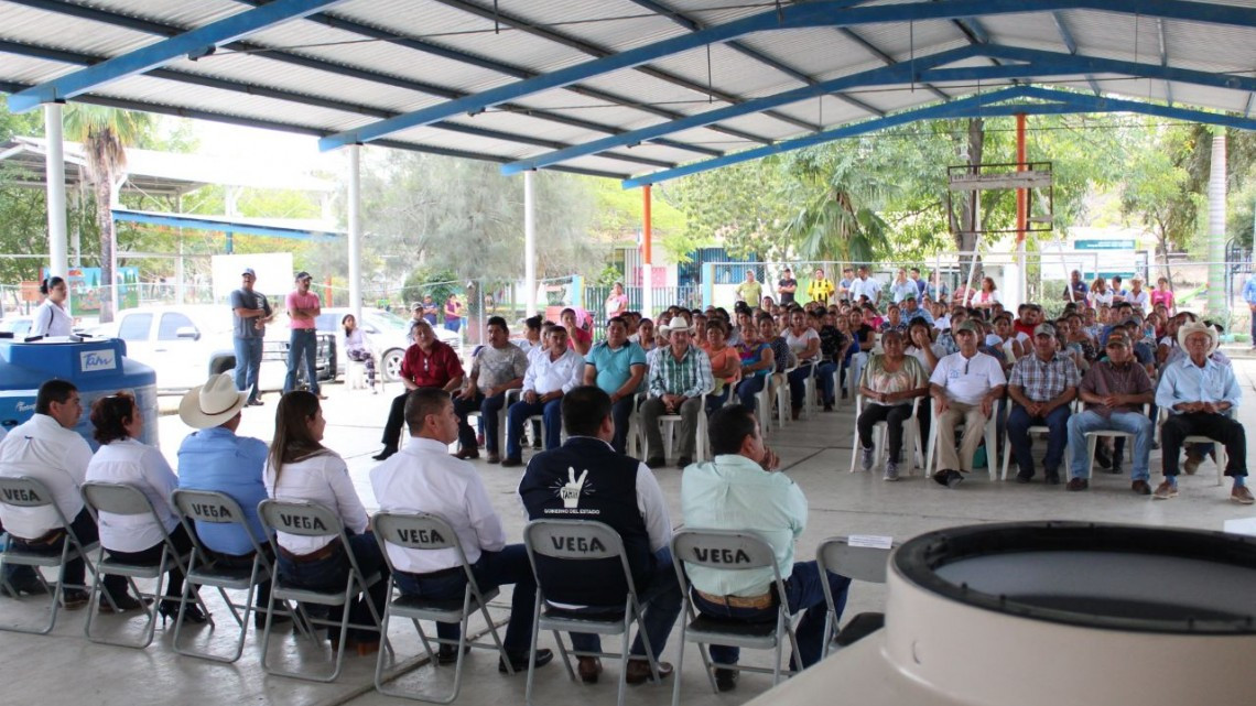 Entrega Gobierno de Tamaulipas subsidios en Antiguo Morelos