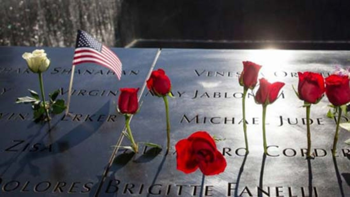 Conmemora EU a víctimas del 11S