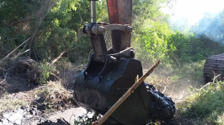 Desarrolla Municipio labores de limpieza continúa en drenes y canales