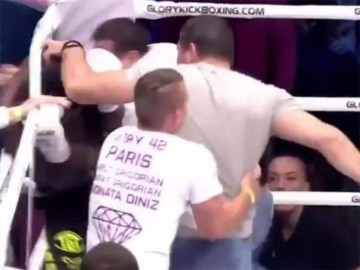 Luchador de Kickboxing aplica el golpe “traicionero”